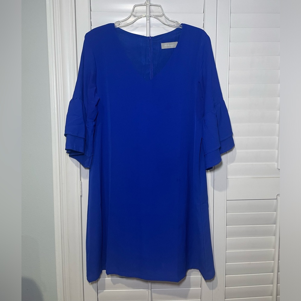 royal blue dress